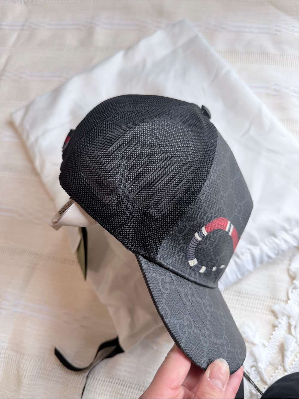 NWT Gucci Kingsnake Print GG Supreme Canvas Baseball Hat Cap Size M (58 cm) - Picture 2 of 8